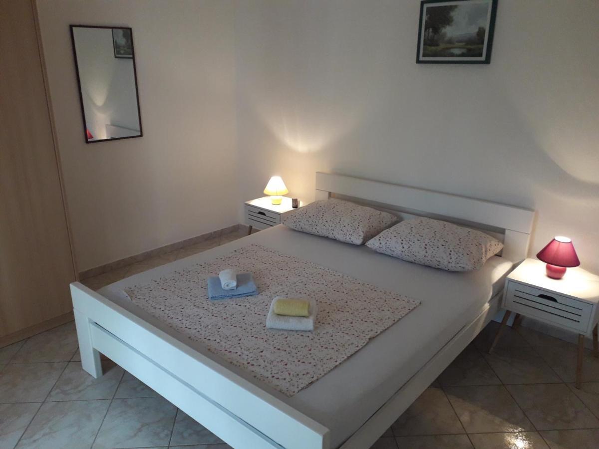 Apartments With A Parking Space Pakostane, Biograd - 14054 Exterior photo